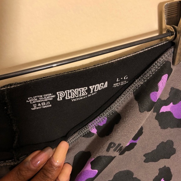 Pink Yoga Pants with Rhinestones - Picture 7 of 7